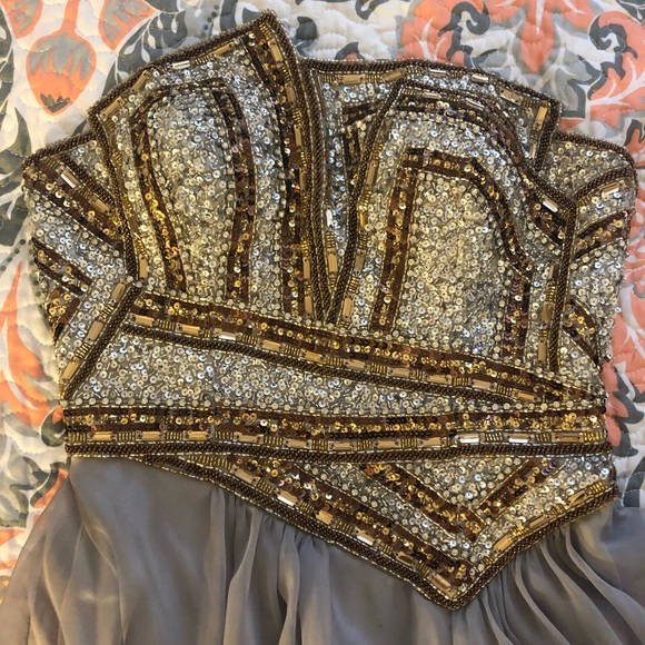 Terani Couture Prom Dress - Picture 4 of 8